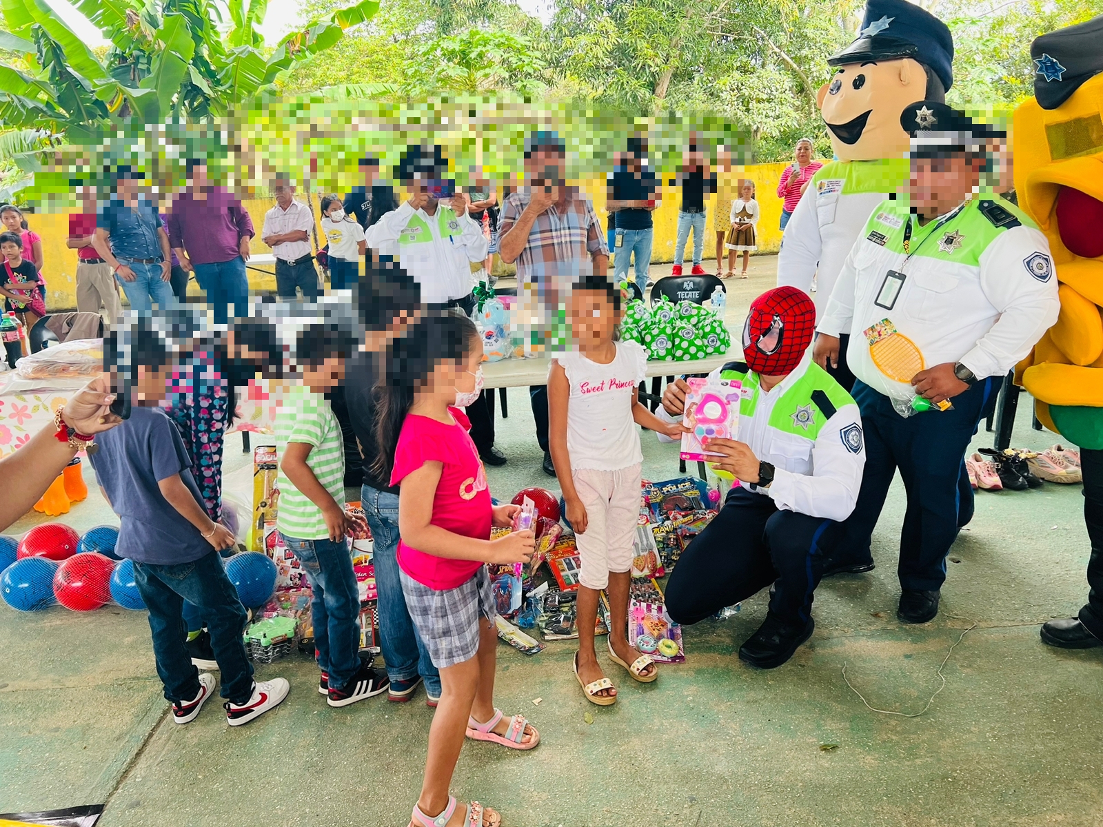 Festeja Tránsito del Estado y Transporte Público Día de Reyes en Cosoleacaque, Acayucan y Minatitlán