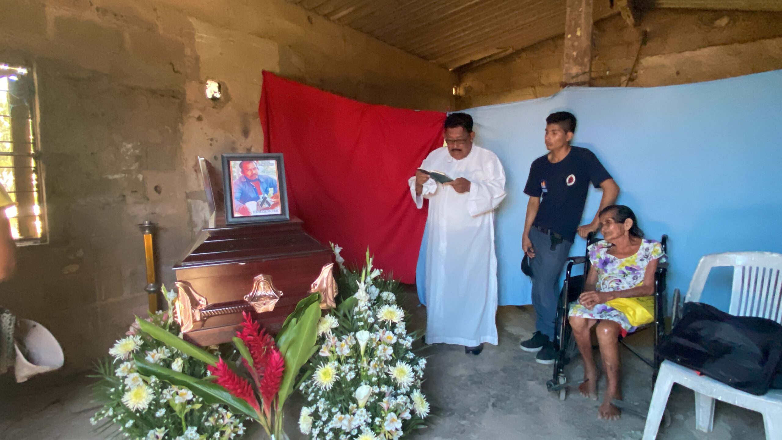 Exigen justicia por Florencio, humilde albañil asesinado por ladrones en Cosoleacaque al sur de Veracruz